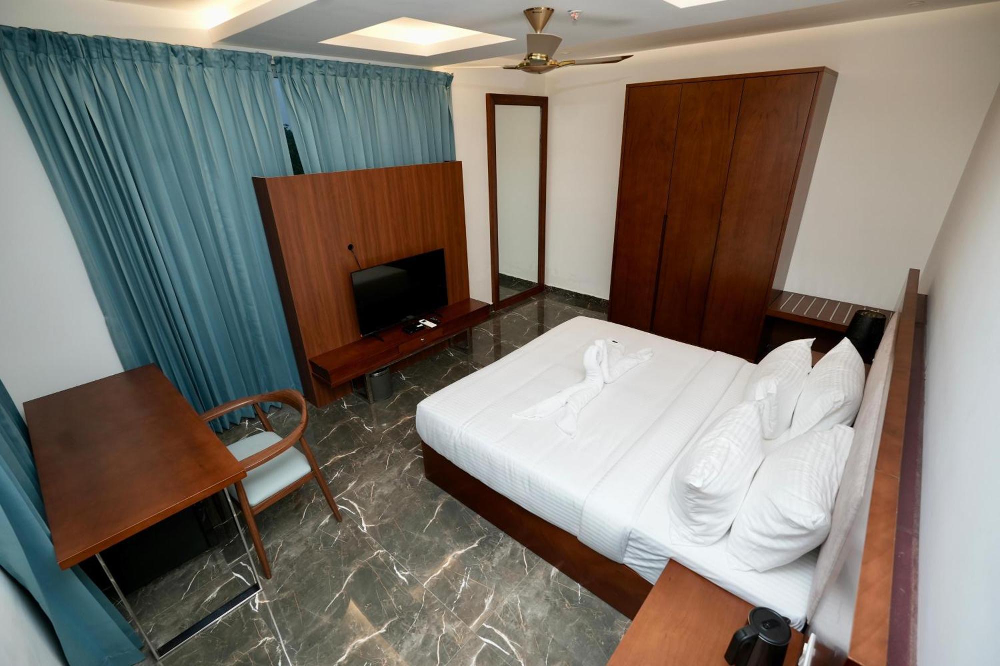 Le Royale Palace Karaikal Εξωτερικό φωτογραφία